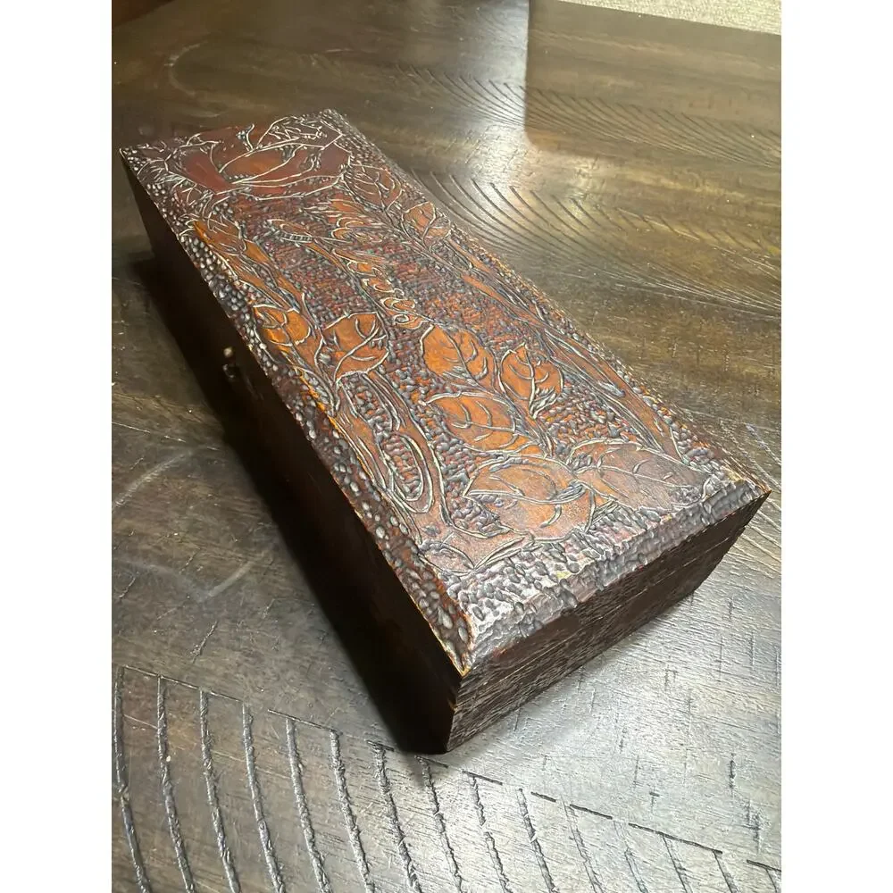 Antique 1906 Pyrography Wood Glove Box Arts Crafts Floral Pokerwork Dated 1907
